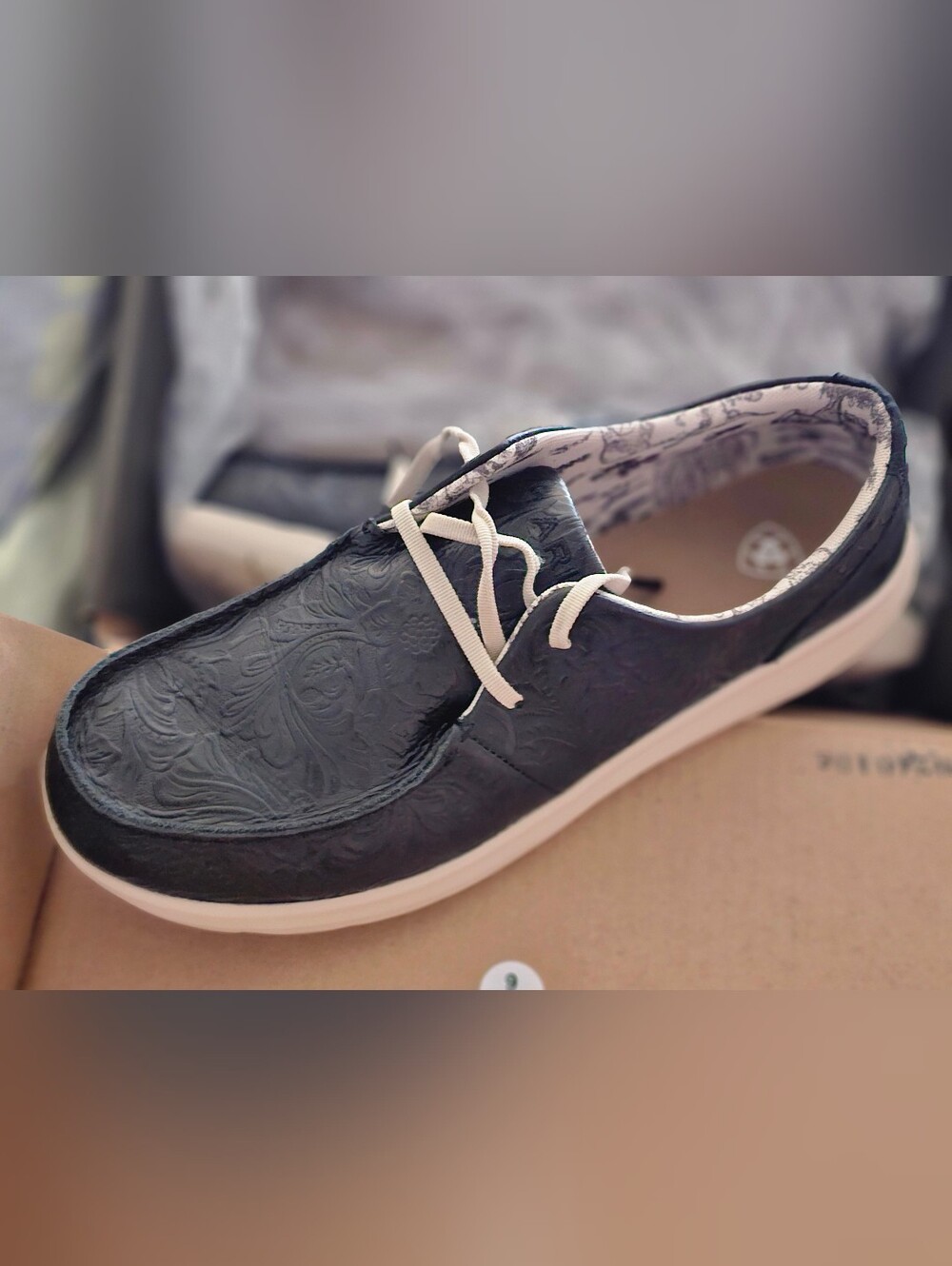 Ariat Hilo Cruiser